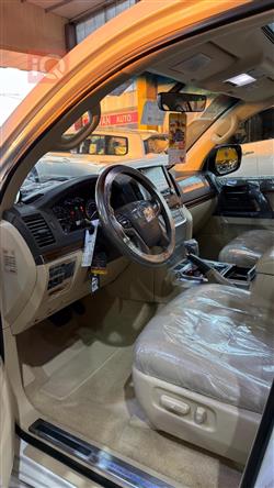 تويوتا لاندكروزر